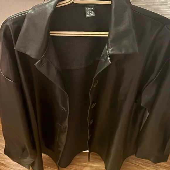 Leather jacket - Picture 4 of 4